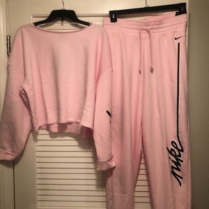 Ladies Pink Nike Sweatsuit